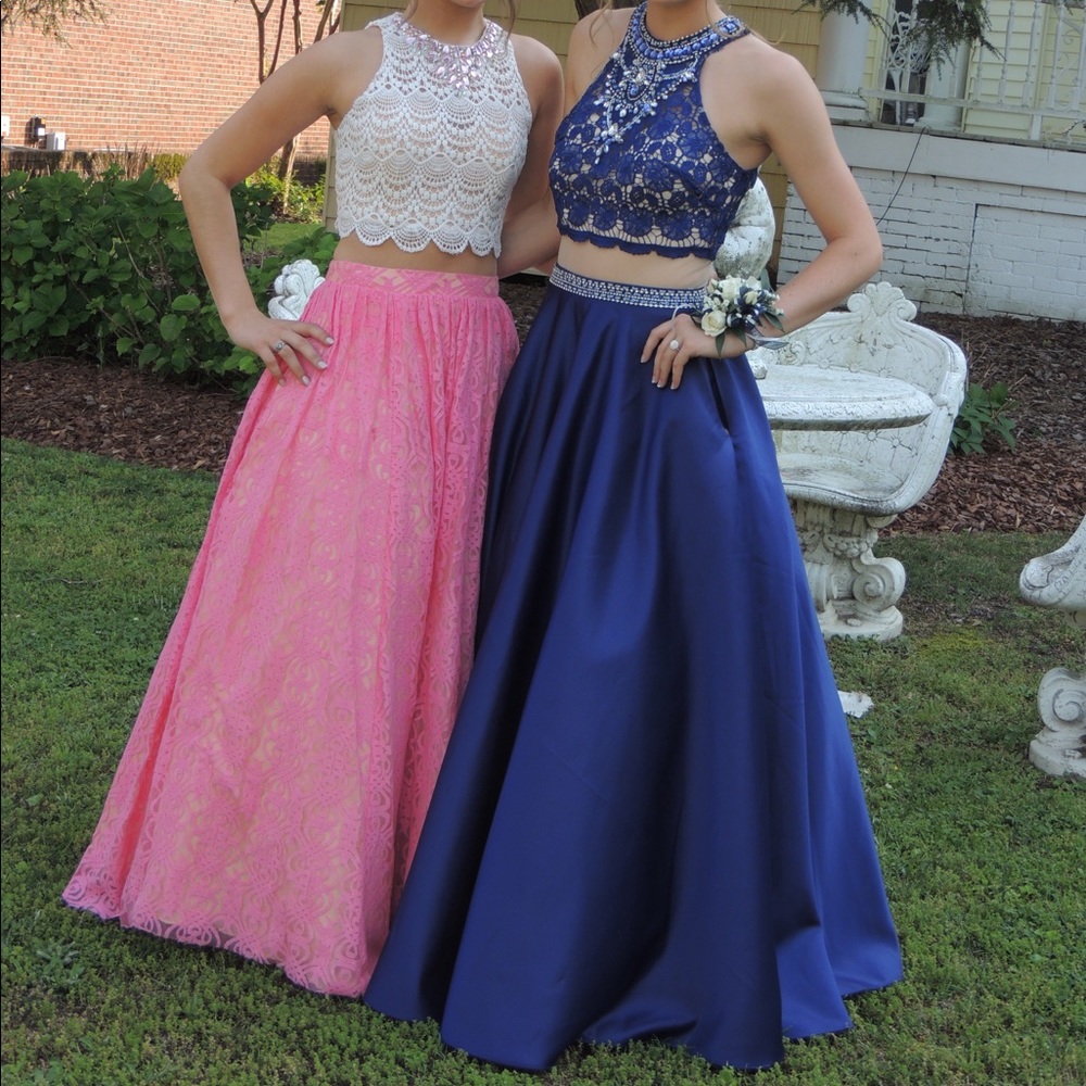 Prom Dress - Picture 3 of 6